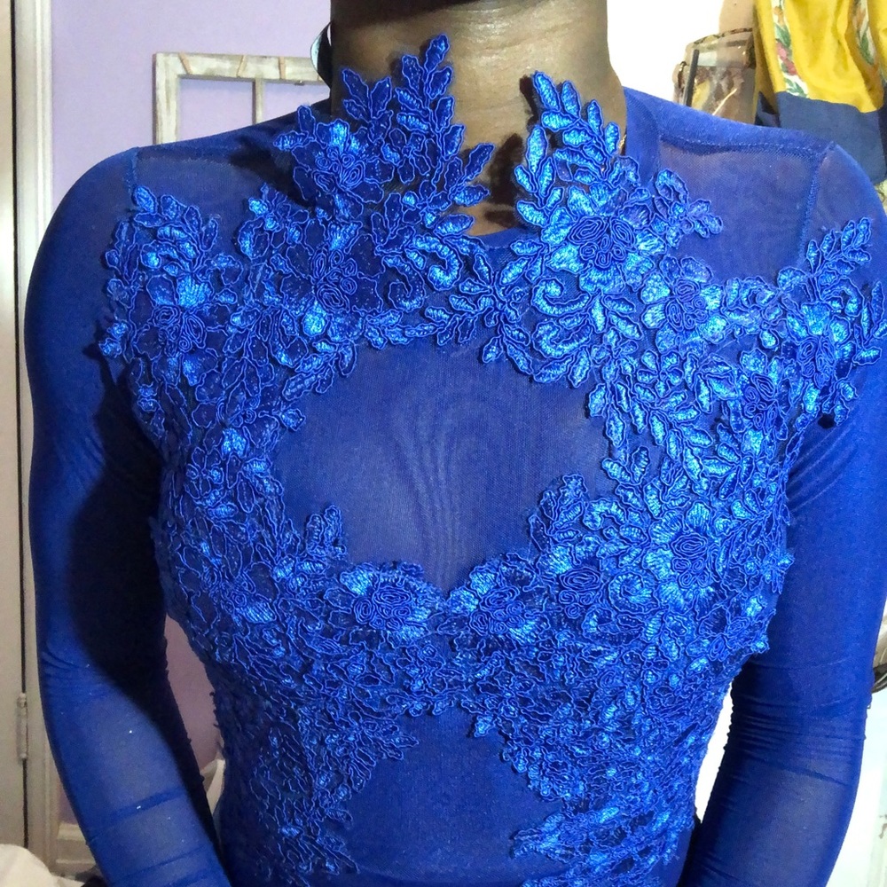 LACE DRESS